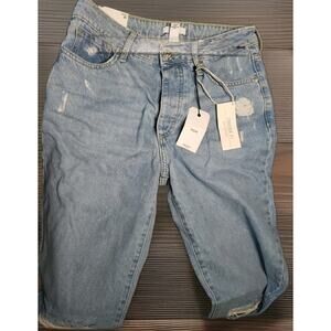 Forever 21 NWT Premium Distressed Mom Jeans Size 30 Light Wash Button Fly 90s